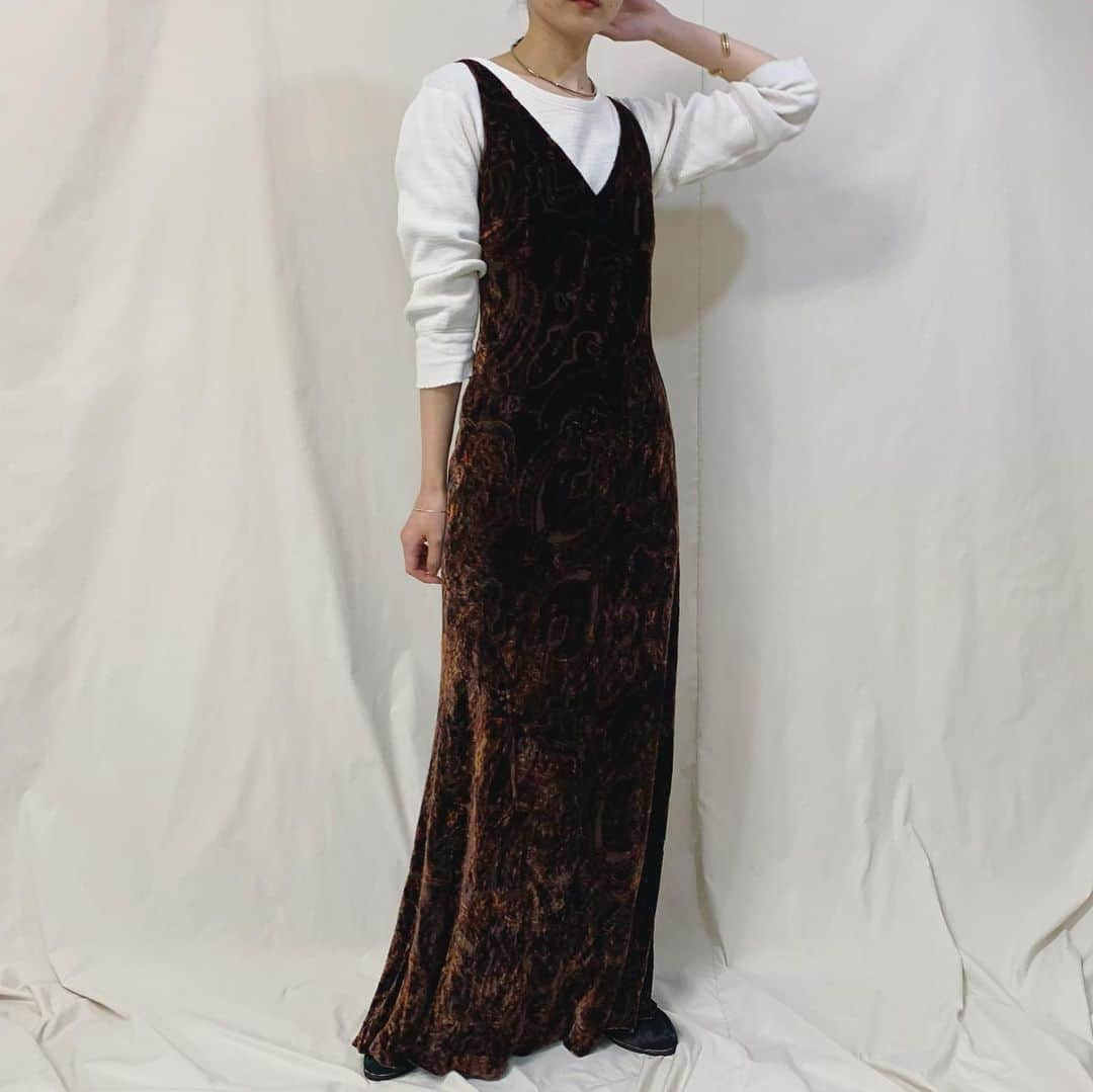 i nouさんのインスタグラム写真 - (i nouInstagram)「. SOLD.  Ralph Lauren paisley velours maxi dress #inou_vintageclothing」2月14日 16時38分 - inou_vintageclothing