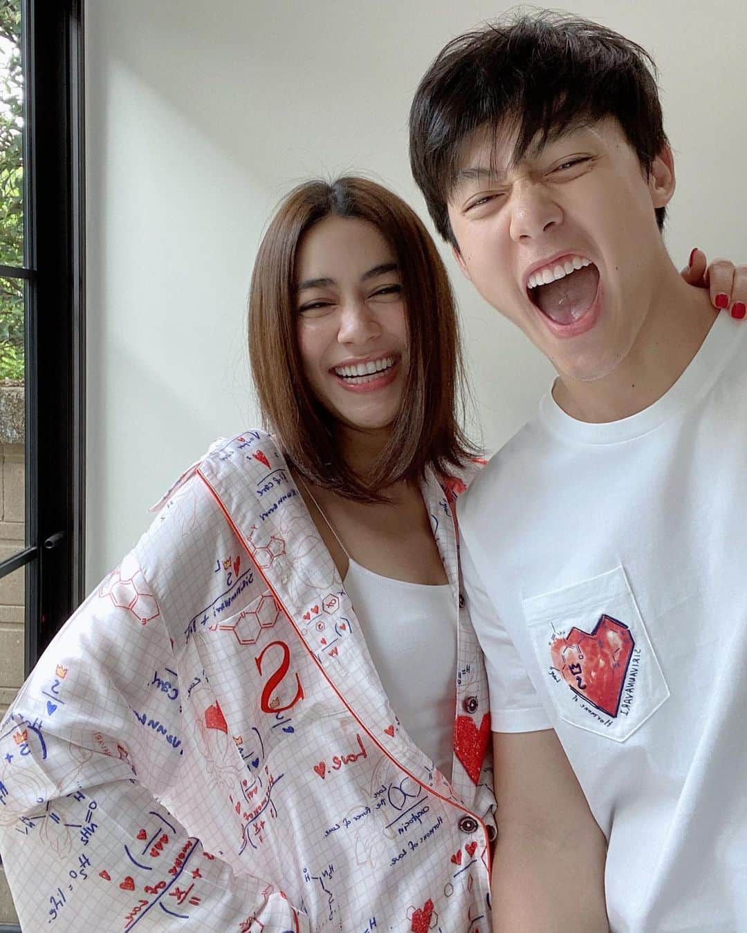 キンバリー・アン・ウォーテマス・ティアムシリのインスタグラム：「Sirivannavari Bangkok introduces Love Hormones new graphic prints from our Creative Director, HRH Princess Sirivannavari Nariratana Rajakanya. Explore this latest graphic prints on the new T-Shirt and nightwear set at www.sirivannavari.com and our flagship store at Siam Paragon  #sirivannavari #sirivannavari_shop」