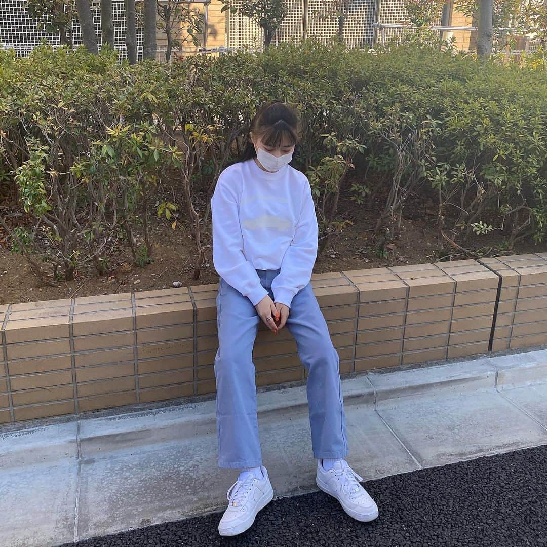 河崎みーなのインスタグラム：「今日ポカポカ天気で嬉しい🤍🚙 . .」