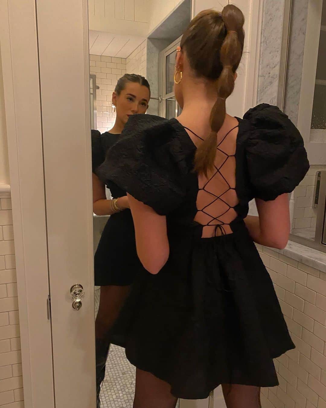 We Wore Whatのインスタグラム：「swipe to spin 💋」