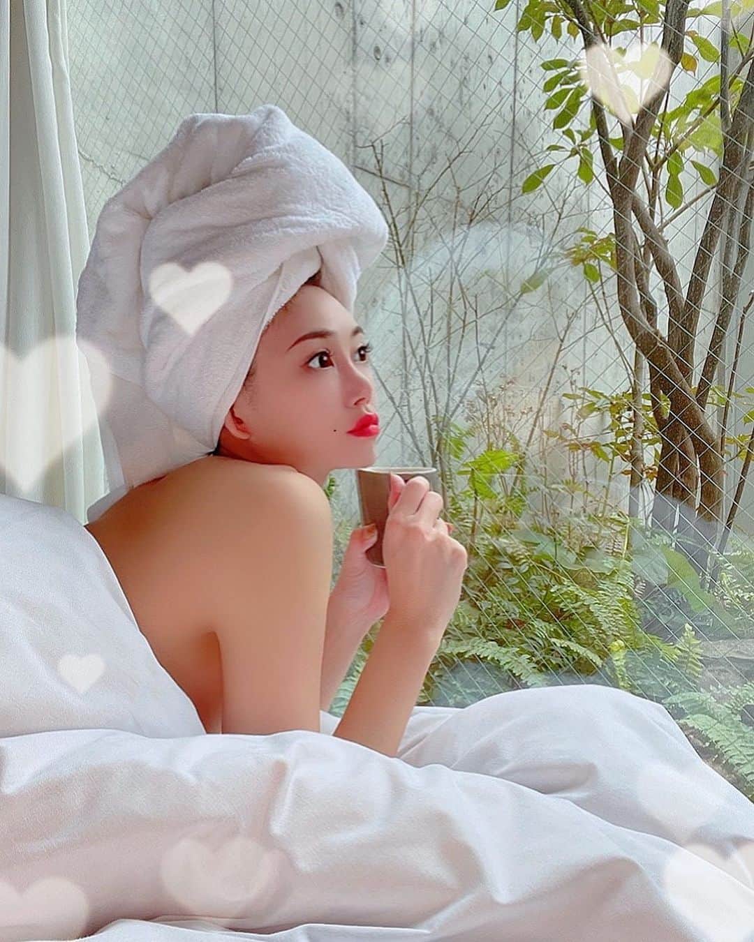 のインスタグラム：「Have a Happy Valentine's day ❤️  #happyvalentinesday #ハッピーバレンタインデー #valentineday #バレンタインデー #valentine  #バレンタイン #chocolate #チョコレート #iloveyou #ビジョビ #ビジョビジョ」