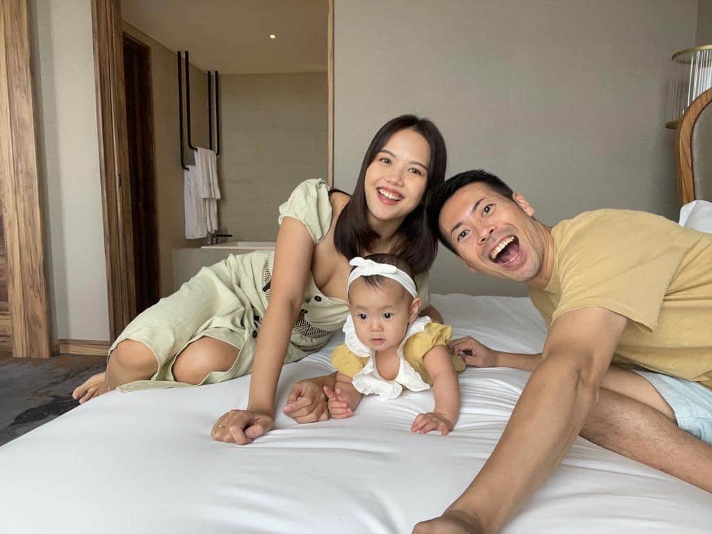 アキラ・コンチネンタル・フィーバーのインスタグラム：「Happy Valentine❤️pippiii @diastakim   #あかちゃんのいる生活  #baby #bayi #happyvalentinesday #swisôteljakartapikavune」