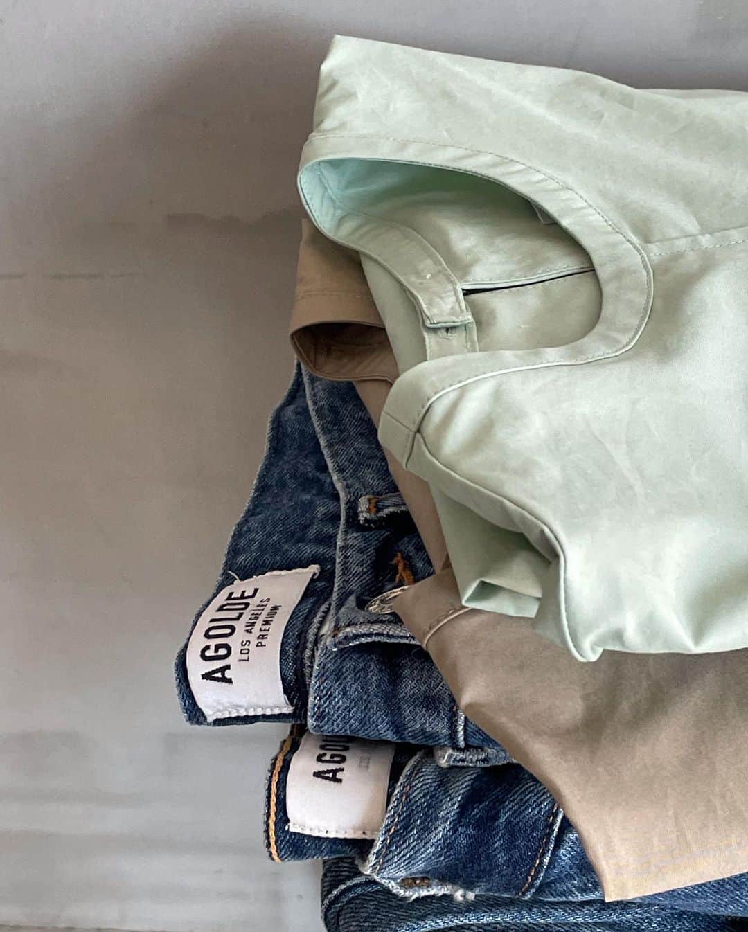 エリオポールのインスタグラム：「Denim  Riley crop ,Tony  30.800yen  28.600yen  27.500yen / AGOLDE  #agolde #HELIOPOLE #エリオポール #21ss #springsummercollection」