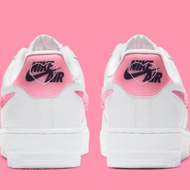 STYLERUNNERさんのインスタグラム写真 - (STYLERUNNERInstagram)「Sneaker Crush Sunday: Spread the love this Valentine's Day and every other day after in this cute kicks. The Nike Air Force 1 '07 sneakers feature the words 'LOVE' and 'LOVE FOR ALL' embosses in the Swoosh for an added fun flare.」2月14日 10時57分 - stylerunner