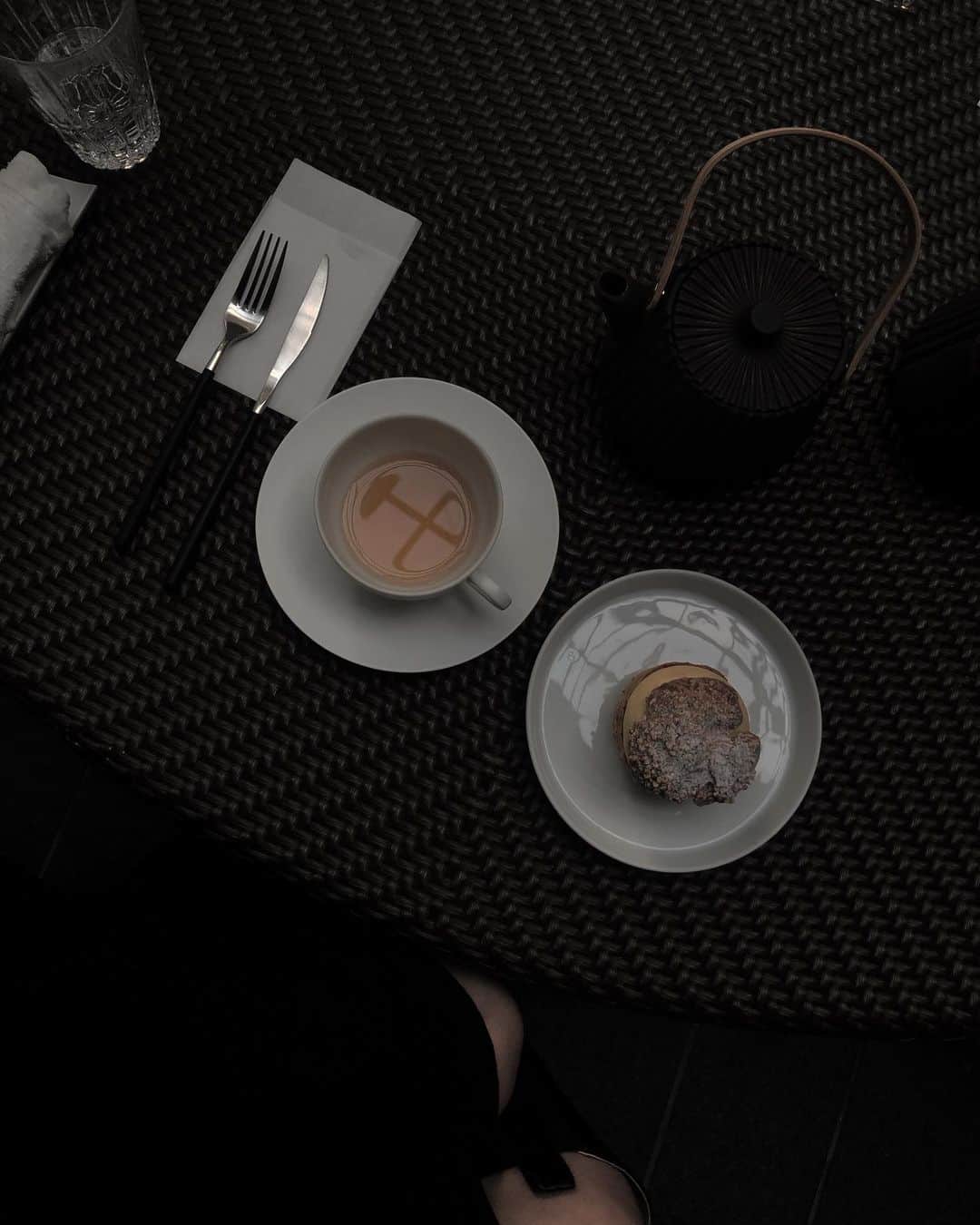 中村くるみのインスタグラム：「🧁☕️🖤」