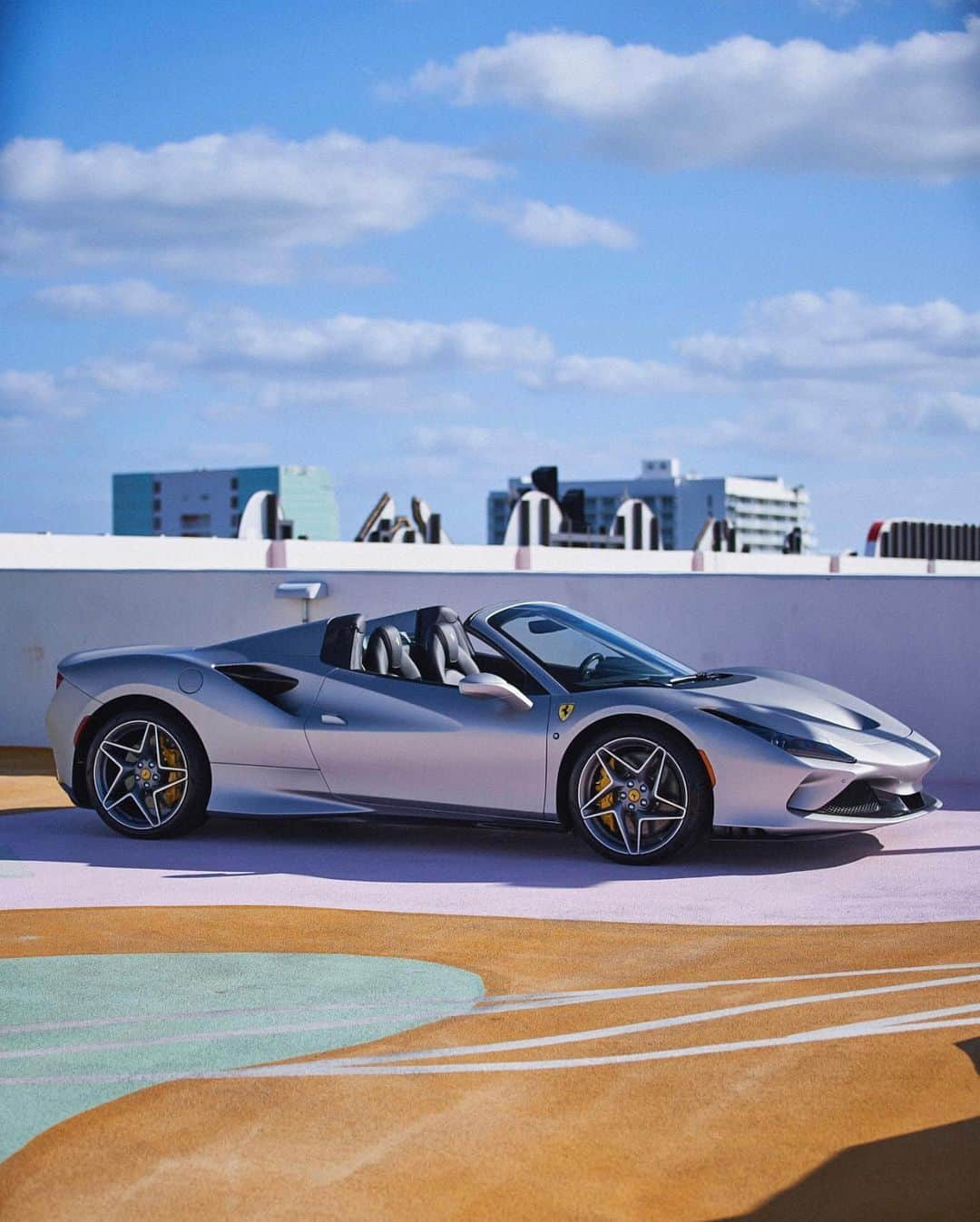 Ferrari USAさんのインスタグラム写真 - (Ferrari USAInstagram)「An open-air adventure awaits in the #FerrariF8Spider with its gripping 710-hp twin-turbo 3.9-liter V8.⁣ ⁣ 📷: @ferrariofmiami」2月14日 11時57分 - ferrariusa