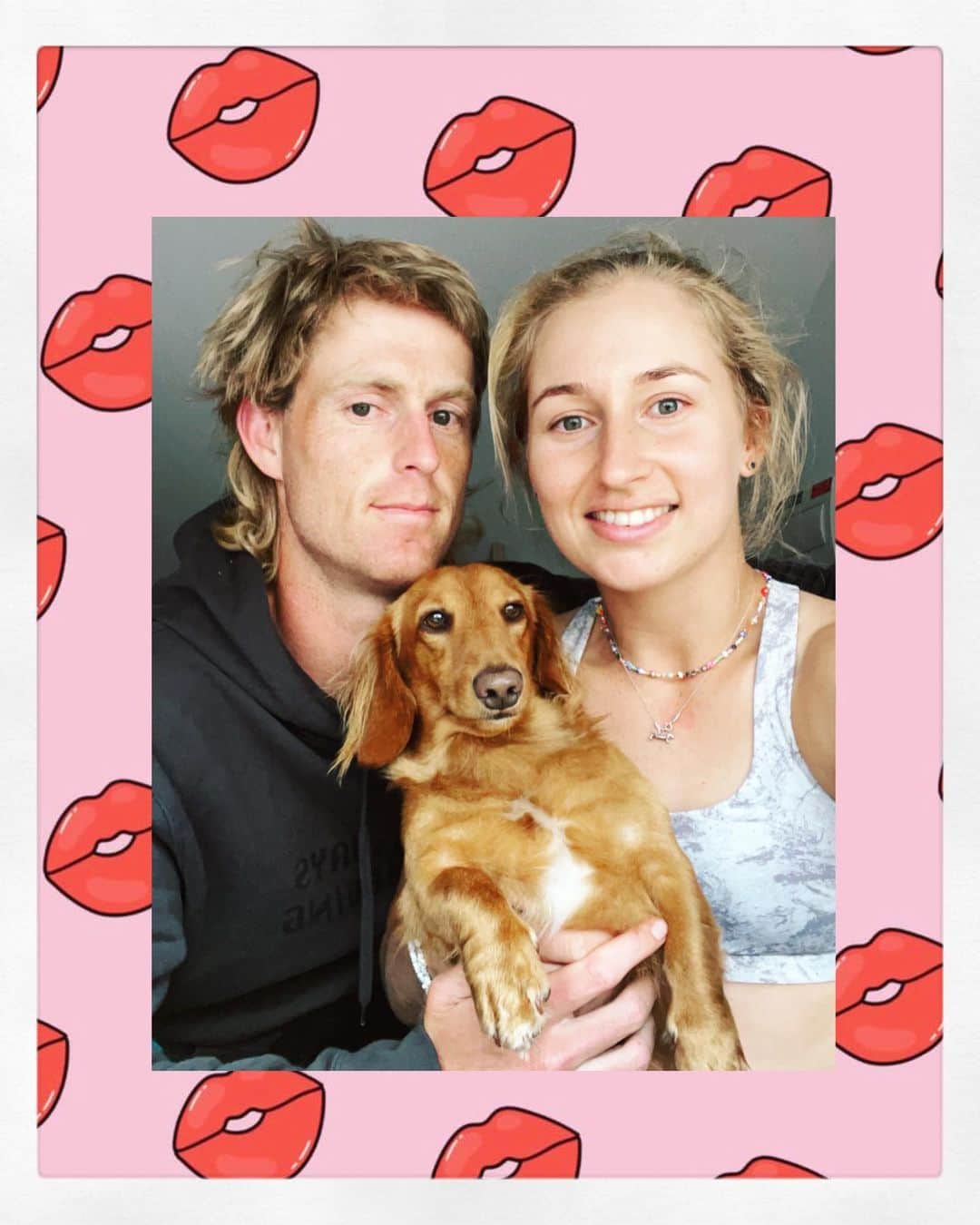 のインスタグラム：「Puppy love 🤍」