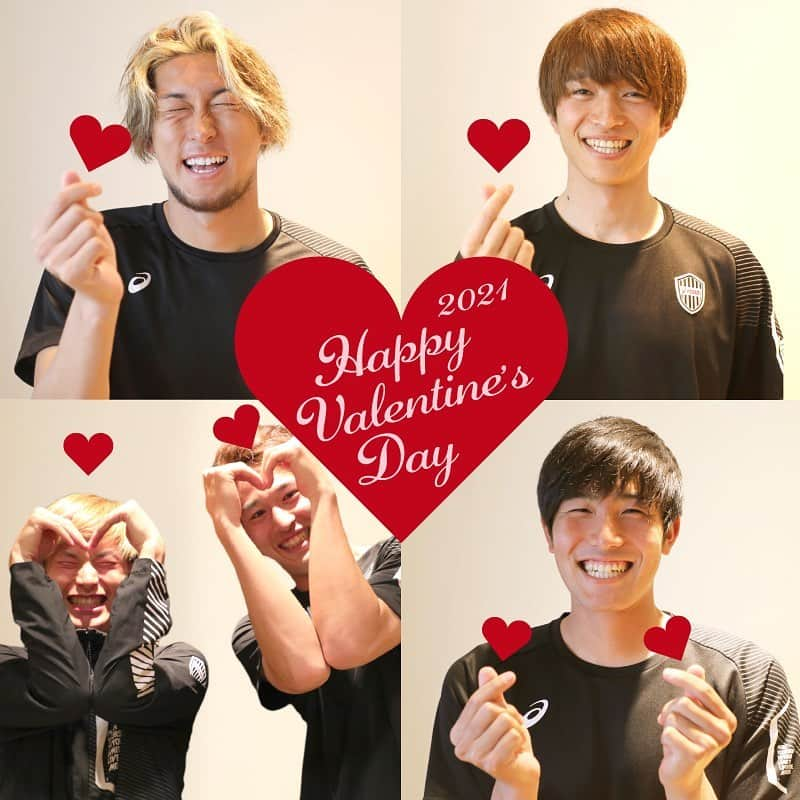 ヴィッセル神戸さんのインスタグラム写真 - (ヴィッセル神戸Instagram)「Happy Valentine's Day!!!  皆様からの日頃の応援に感謝して、 ヴィッセル神戸からはたくさんのキュンをお届けします😉❤  #vissel #visselkobe #ヴィッセル #ヴィッセル神戸 #Kobe #神戸 #WeAreKobe #KobeForeverForward #一致団結 #JLeague #Jリーグ #菊池流帆 #井上潮音 #古橋亨梧 #小林友希 #櫻井辰徳 #バレンタイン #バレンタインデー #happyvalentinesday #happyvalentine #キュンです」2月14日 12時12分 - visselkobe