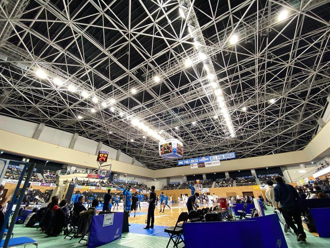 原田良也さんのインスタグラム写真 - (原田良也Instagram)「本日はBリーグ【滋賀レイクスターズVS琉球ゴールデンキングス】！  個人的には 琉球の 元滋賀の並里選手、今話題の高校生ハーパージュニア選手のプレー  滋賀では Bリーグバレンタイン企画の滋賀代表前田怜緒選手、ボクノモトで話題の野本大智選手のプレーに期待‼️  #ボクノモト #Bリーグバレンタイン #前田怜緒 #滋賀レイクスターズ #琉球ゴールデンキングス #バスケットボール」2月14日 13時40分 - irasshassee