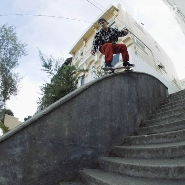スラッシャーのインスタグラム：「💪🏾 @jeremeknibbs in @santacruzskateboards TIL THE END VOL. 5 📼 Now playing on the Thrasher app 📲」