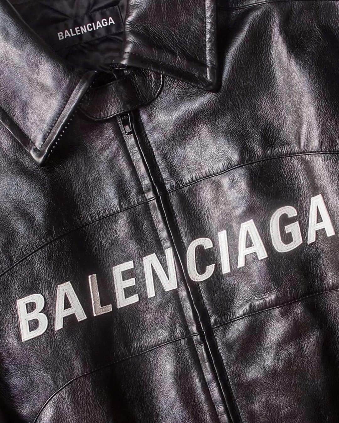 Junyoungさんのインスタグラム写真 - (JunyoungInstagram)「올해는 가죽자켓들로 흥하는중 😎 @balenciaga」2月14日 14時25分 - yanggeng88