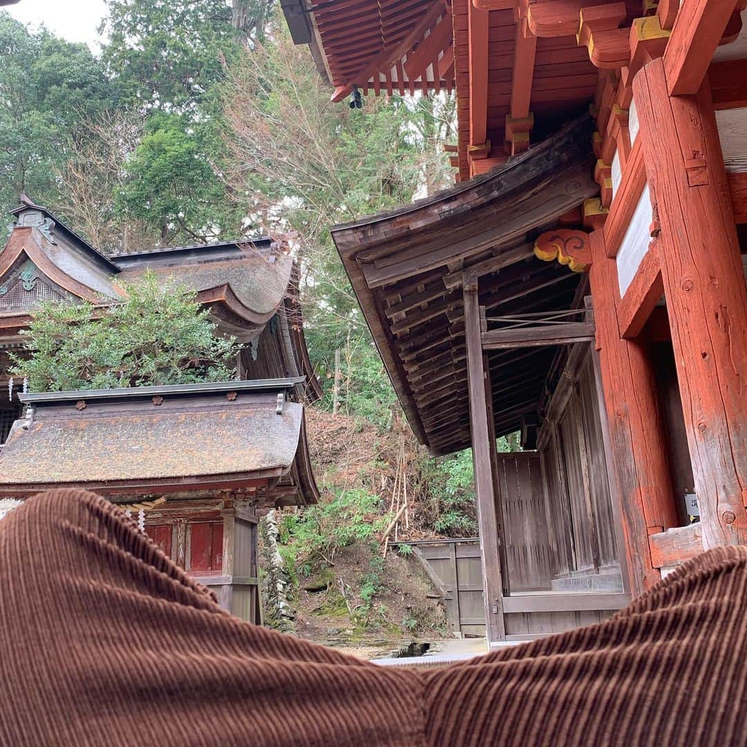のインスタグラム：「奈良の奥地で瞑想」