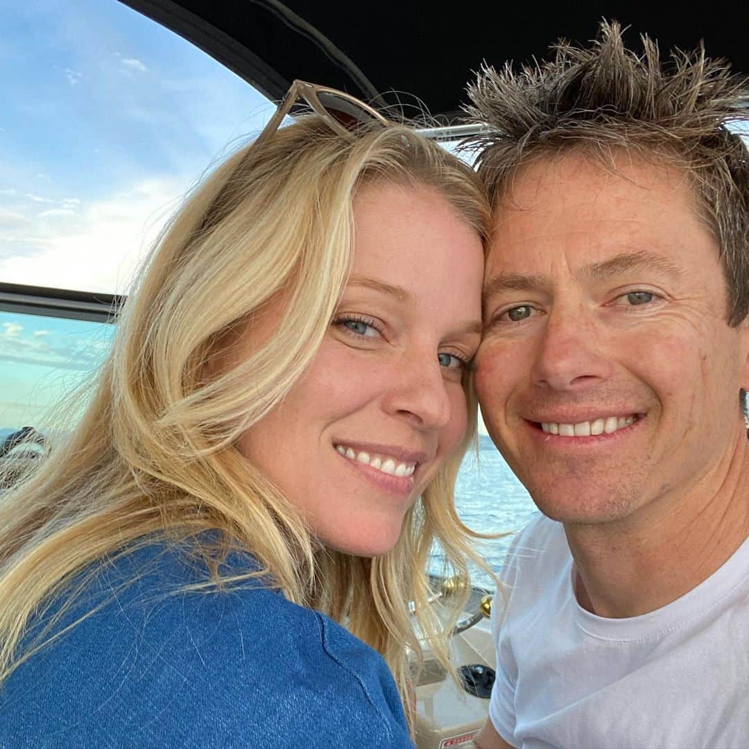 タナー・フォウストのインスタグラム：「Happy Valentine’s Day to this incredible woman! ❤️ @alicialeighwillis」