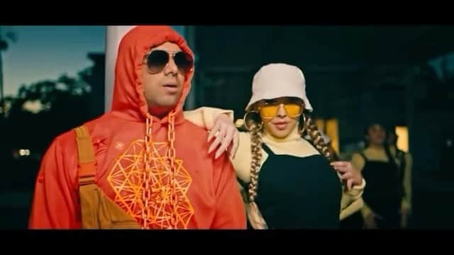 ウィジンのインスタグラム：「Como se siente,como se siente baby del 1 al 10  yo te doy un 20 contigo nadie gana por más que comenten, hoy es noche de sexo y llame pa verte @jhaycortez con el W @labase #FIEL」
