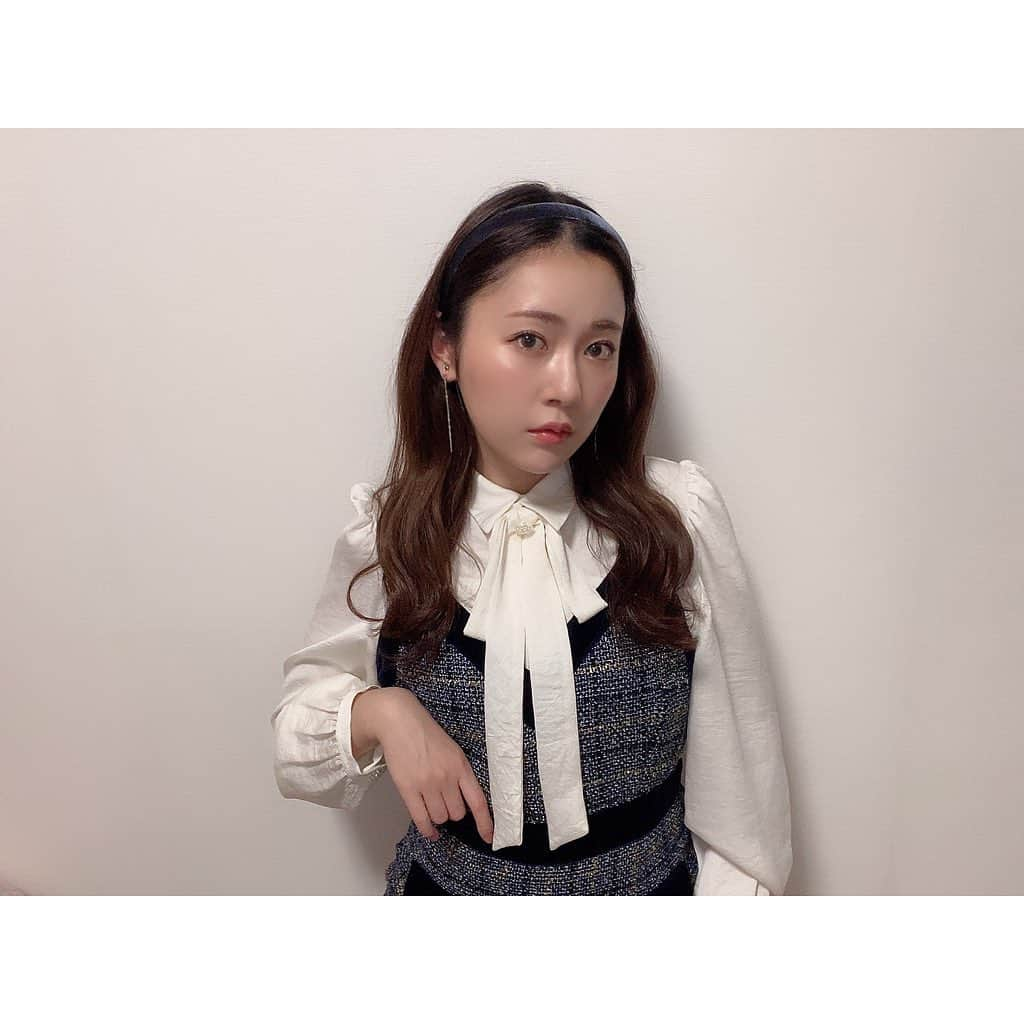 多田愛佳さんのインスタグラム写真 - (多田愛佳Instagram)「Happy Valentines Day🍫🤍 . ブラウス:ZARA ワンピース:DHOLIC カチューシャ: pinkrocket . . #らぶたん私服」2月15日 1時49分 - lovetannnnnn