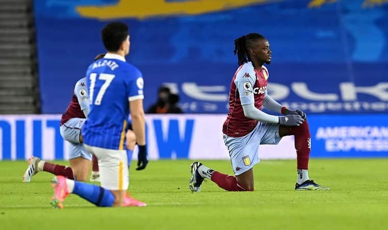 のインスタグラム：「A tough fight but an important point ➕1️⃣ The battle continues ⚔️ full credit to Emi Martinez @emi_martinez26  @avfcofficial🟣 #ato #ato #15 🇧🇫🐎」