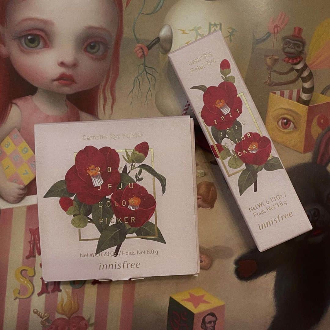 村田実果子さんのインスタグラム写真 - (村田実果子Instagram)「camellia #inisfree」2月14日 18時26分 - mikaphith