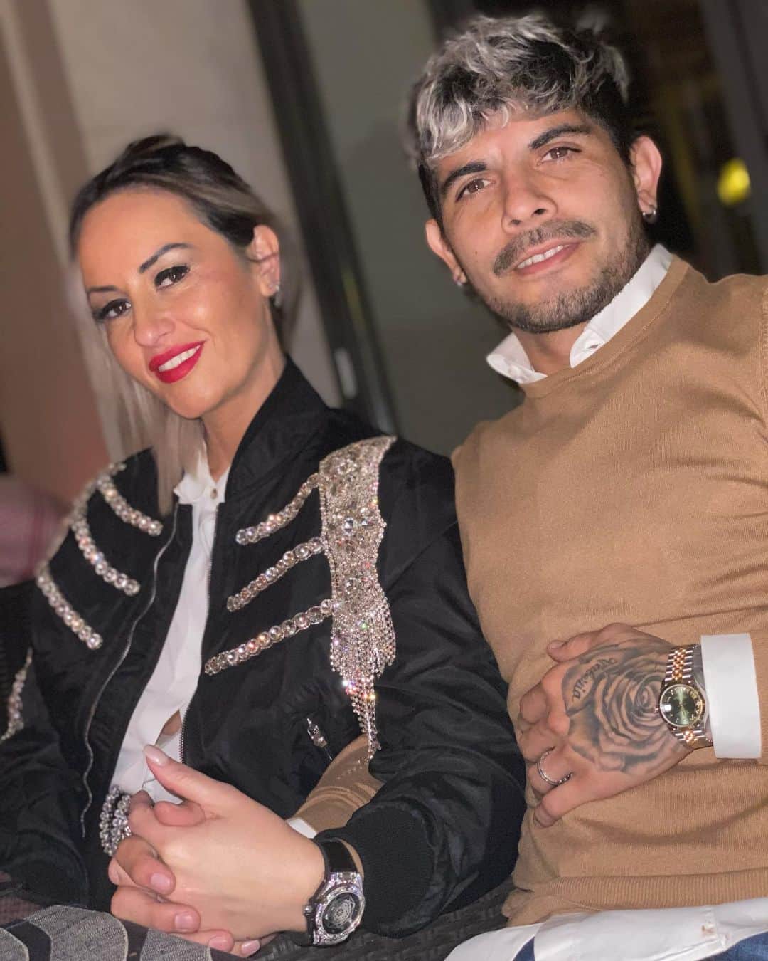 エベル・バネガのインスタグラム：「Feliz san Valentín amor !!!    Te amo ❤️」