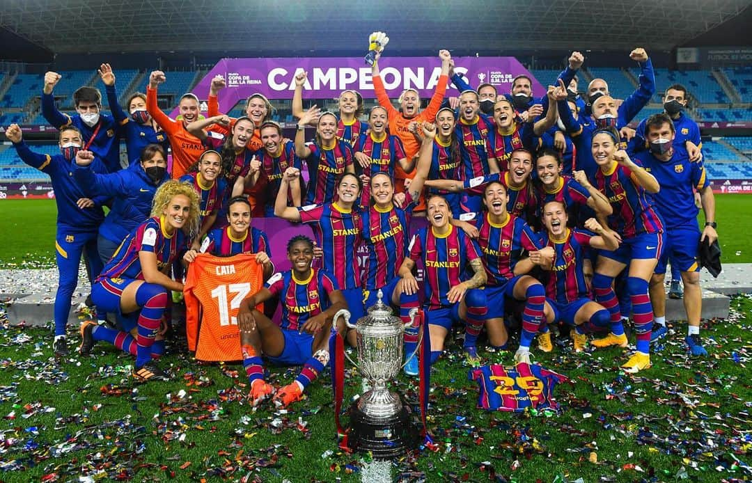 Caroline Graham Hansenのインスタグラム：「CAMPEONAS DE LA COPA DE LA REINA 👑」