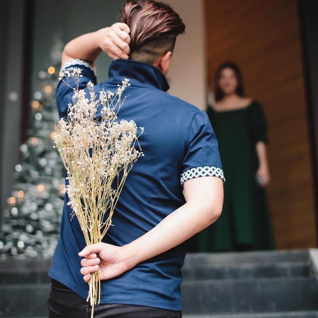 チェルシー・オリビアのインスタグラム：「我爱你老公 (entah tulisan ini bener apa ngak🤪 aku hanya pake google translate)   Happy Valentine’s Day sayangku @glennalinskie」