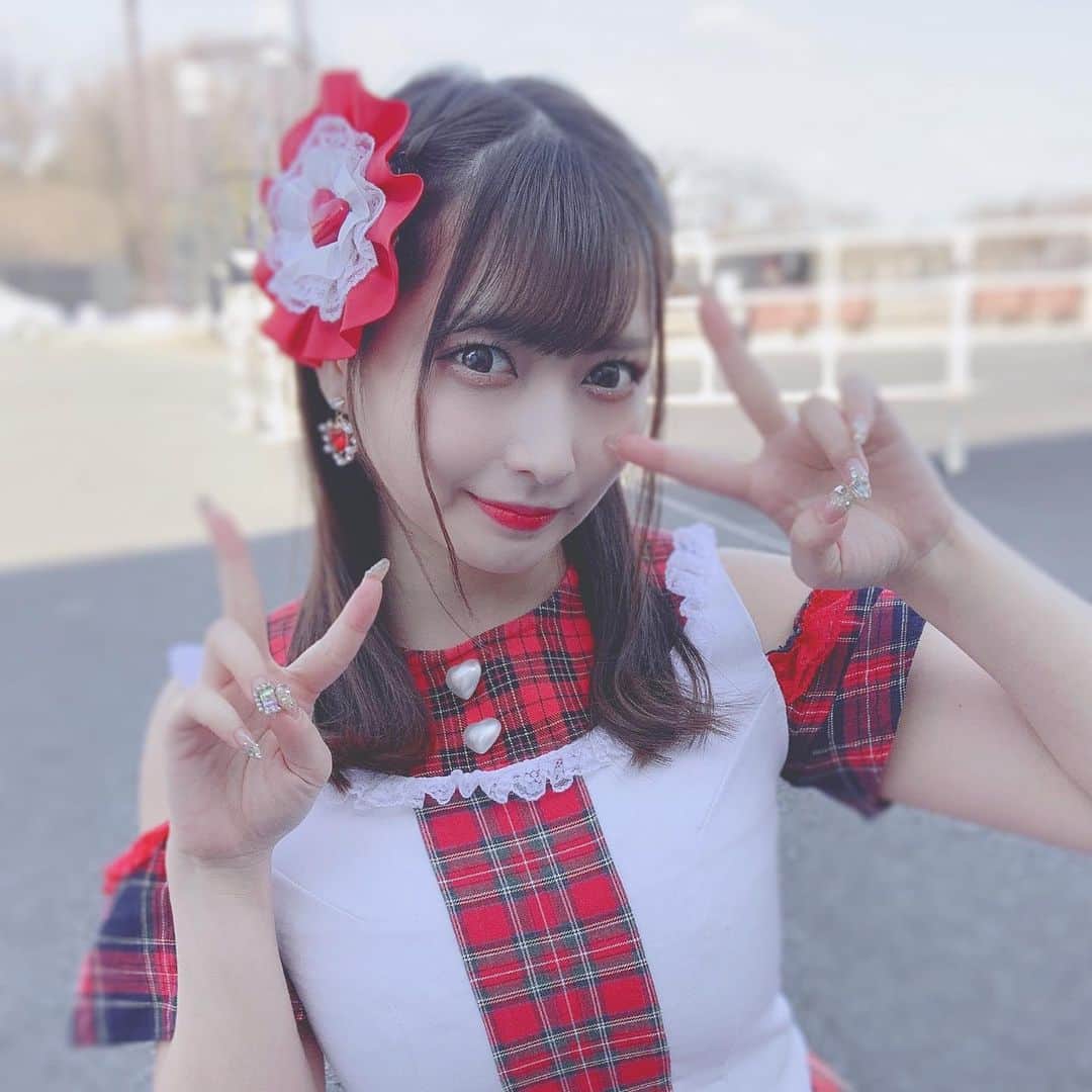 太田里織菜のインスタグラム：「. . ハッピーバレンタイン♡♡♡ . #らぶどる #アイドル衣装 #らぶどる衣装 #バレンタイン #valentine」