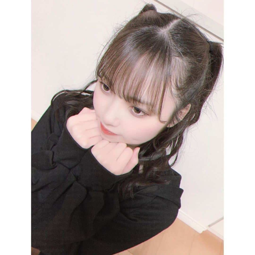 山内祐奈さんのインスタグラム写真 - (山内祐奈Instagram)「🐈‍⬛🍓❤︎  ハーフちゅいんした❤︎」2月14日 19時40分 - yuna_hkt48