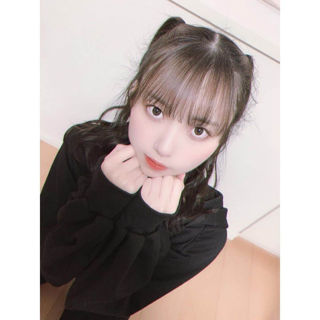 山内祐奈さんのインスタグラム写真 - (山内祐奈Instagram)「🐈‍⬛🍓❤︎  ハーフちゅいんした❤︎」2月14日 19時40分 - yuna_hkt48