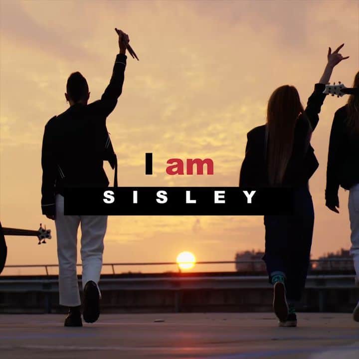 シスレーのインスタグラム：「Let's take the first steps forward, and turn our passions into more than just dreams. We are #IAmSisley.  We hope to see you soon, stay tuned. #sisley #sisleyfashion」