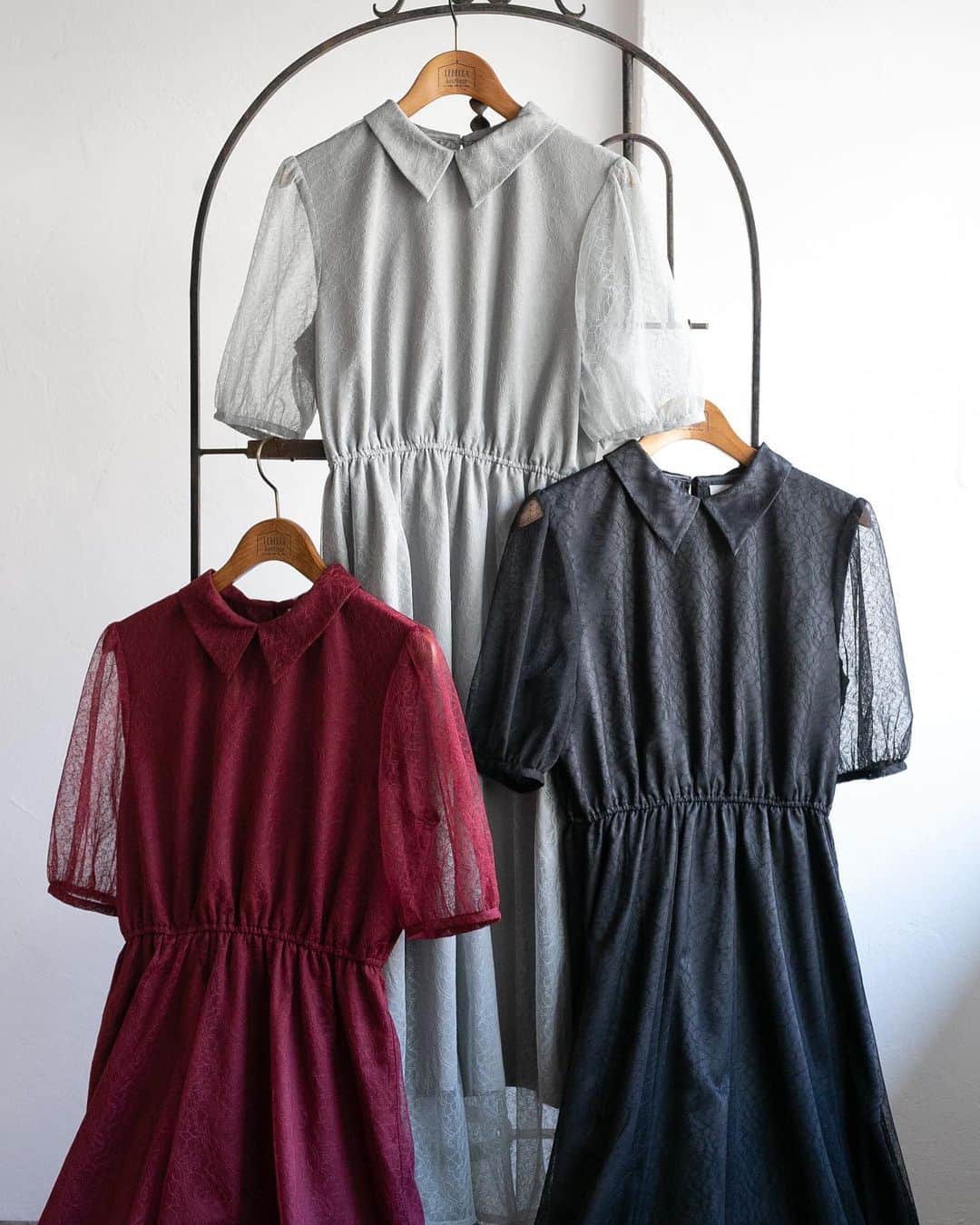 LEBECCA boutique Vintageのインスタグラム：「. 📣🥀Big News🥀📣﻿ ﻿ 「私たちのワンピース」を元に【お客さま】と一緒に制作した、特別なワンピースの先行予約会を行います。﻿ ﻿  私たちとのワンピース﻿ ¥20,000（tax in）﻿ ﻿ 🎪ラフォーレ原宿店﻿ 2/19 11:00〜2/21 20:00﻿ 📲WEB STORE﻿  2/19 11:00〜2/21 23:59﻿ ﻿ この機会をお見逃しなく..✨﻿ ﻿ #LEBECCAboutique #私たちとのワンピース」
