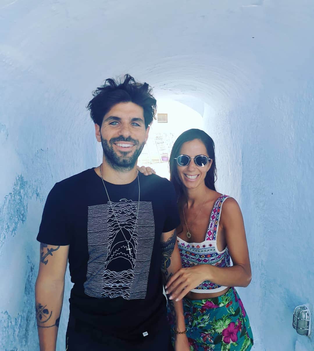 ハイメ・アルグエルスアリのインスタグラム：「Mi valentina 🌹✌🏿@perdonabonita2 por muchos más!!」