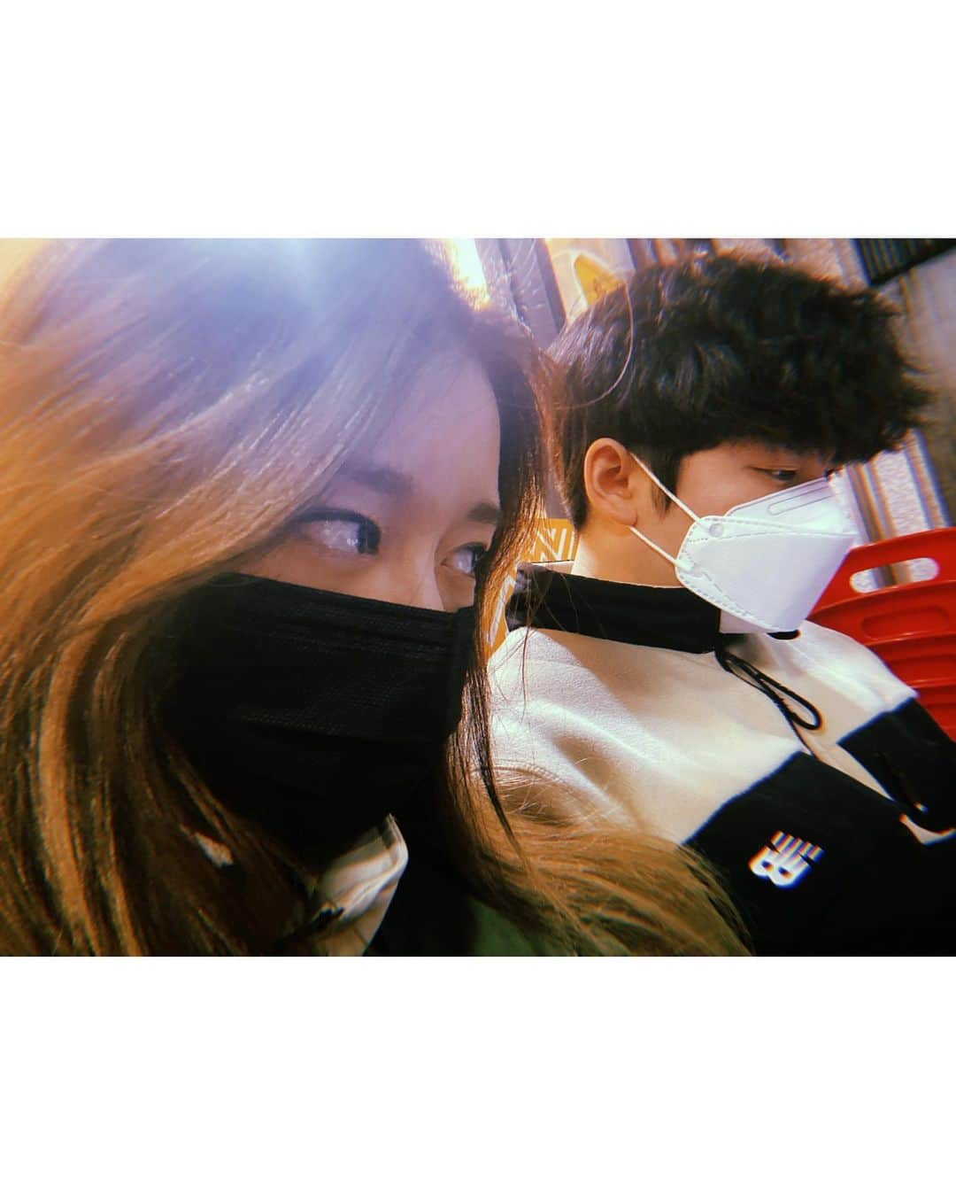 ジヨン さんのインスタグラム写真 - (ジヨン Instagram)「오랜만에 사진 좀 찍자니까 🥴」2月14日 20時07分 - jiyeon2__