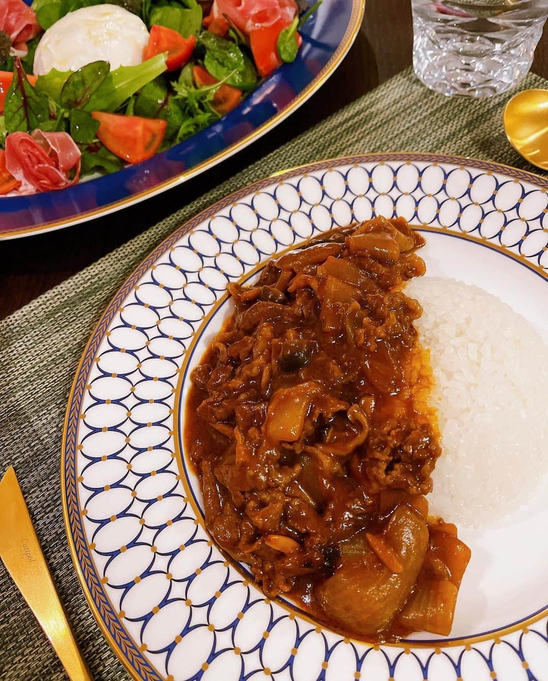 藤井夏恋さんのインスタグラム写真 - (藤井夏恋Instagram)「Valentine dinner🤍🍽✨ デザートも作ったから食べるの楽しみ😋 皆さんはどんなバレンタインを過ごしているのかな？🥰」2月14日 20時10分 - fujiikaren_official