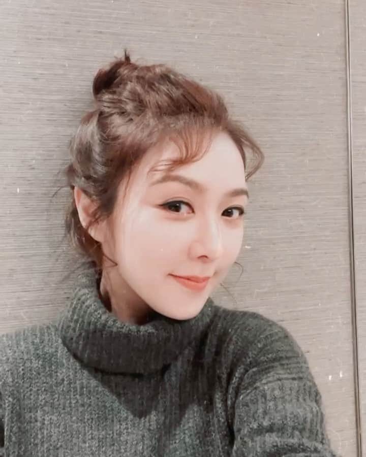 フィオナ・シットのインスタグラム：「Happy valentine’s 🤍❤️🤍day with a greatest Chor 3 ah 🤍🐮🤍」
