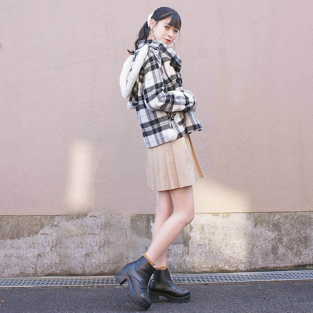 のインスタグラム：「🌷 バレンタインだね〜‪‪☺︎‬ . . この前のコーデ❕ . . #instagram  #instagood  #instalike  #ootd  #fashion  #camera  #wego  #honeys  #jc  #jc2  #sjc  #中学生  #コーデ  #ガーリー  #model  #熊井戸花」