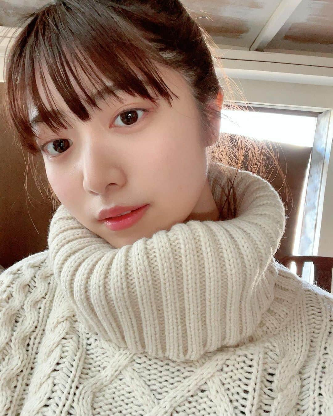 吉田莉桜さんのインスタグラム写真 - (吉田莉桜Instagram)「今日のネットサイン会ありがとうございました♪ とても楽しかったです💓幸せ幸せ〜🥺  こちら、ヤングチャンピオンの時のやーつ。きらんっ✨  そして、ハッピーバレンタイン🍫 素敵な時間になりますように。」2月14日 20時39分 - yoshida_rio_official