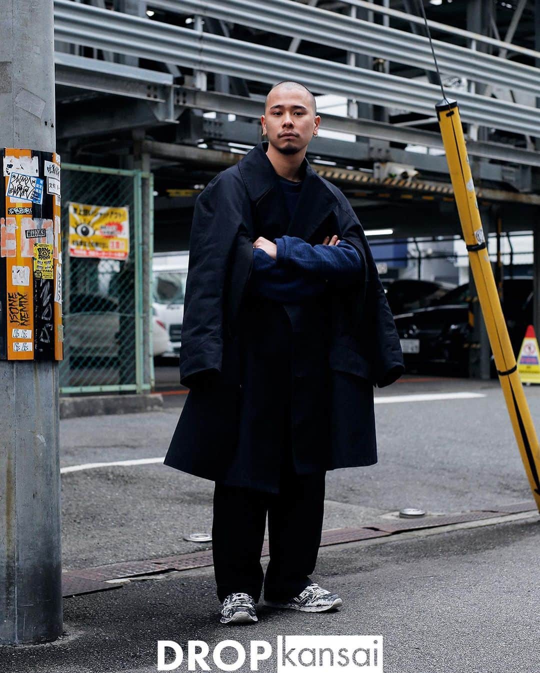 Droptokyoさんのインスタグラム写真 - (DroptokyoInstagram)「KANSAI STREET STYLES @drop_kansai  #streetstyle#droptokyo#kansai#osaka#japan#streetscene#streetfashion#streetwear#streetculture#fashion#関西#大阪#ストリートファッション#fashion#コーディネート#tokyofashion#japanfashion Photography: @kyoheihattori」2月14日 20時47分 - drop_tokyo