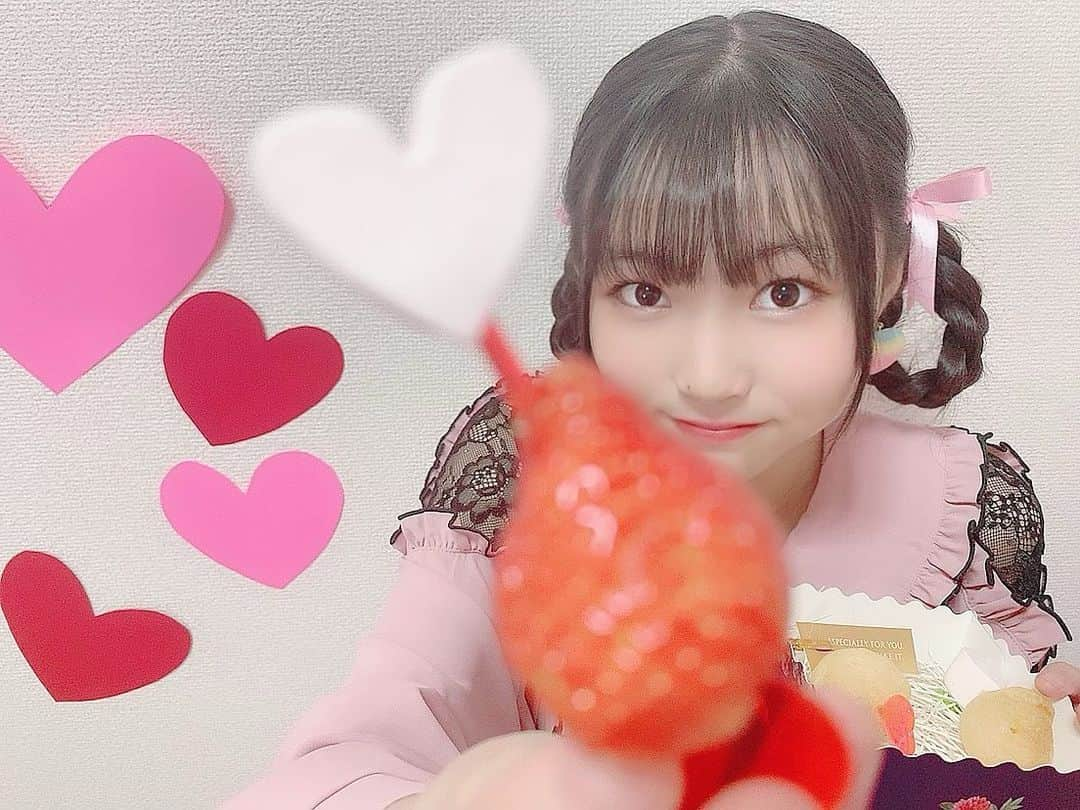 平野百菜さんのインスタグラム写真 - (平野百菜Instagram)「ハッピーバレンタイン❤️❤️ みんな、大好き💓💓  #ske48  #バレンタイン #平野百菜」2月14日 20時51分 - morimori180905