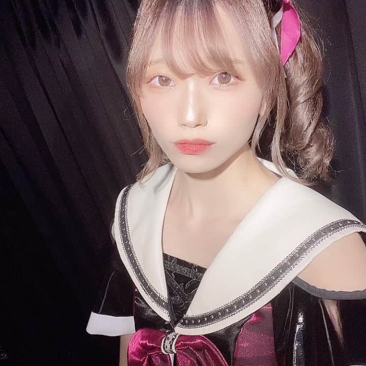 石原美沙紀のインスタグラム：「ライブ二本回しありがとう❤️次は2/23広瀬彩海ちゃんとのツーマンライブ❤️🥰本当に本当にたのしみ！！絶対きてほしいな🥺#instagood #instalike #instafashion #japanesegirl #cute #自撮り #自撮り女子  #ガーリー  #アイドル #地下アイドル #今日のコーデ #ファッション #selfie #followｍe #likeforlikes  #ピンクヘアー #ピンクブラウン #ヘアアレンジ #ヘアスタイル #サロンモデル #salon #salonmodel」