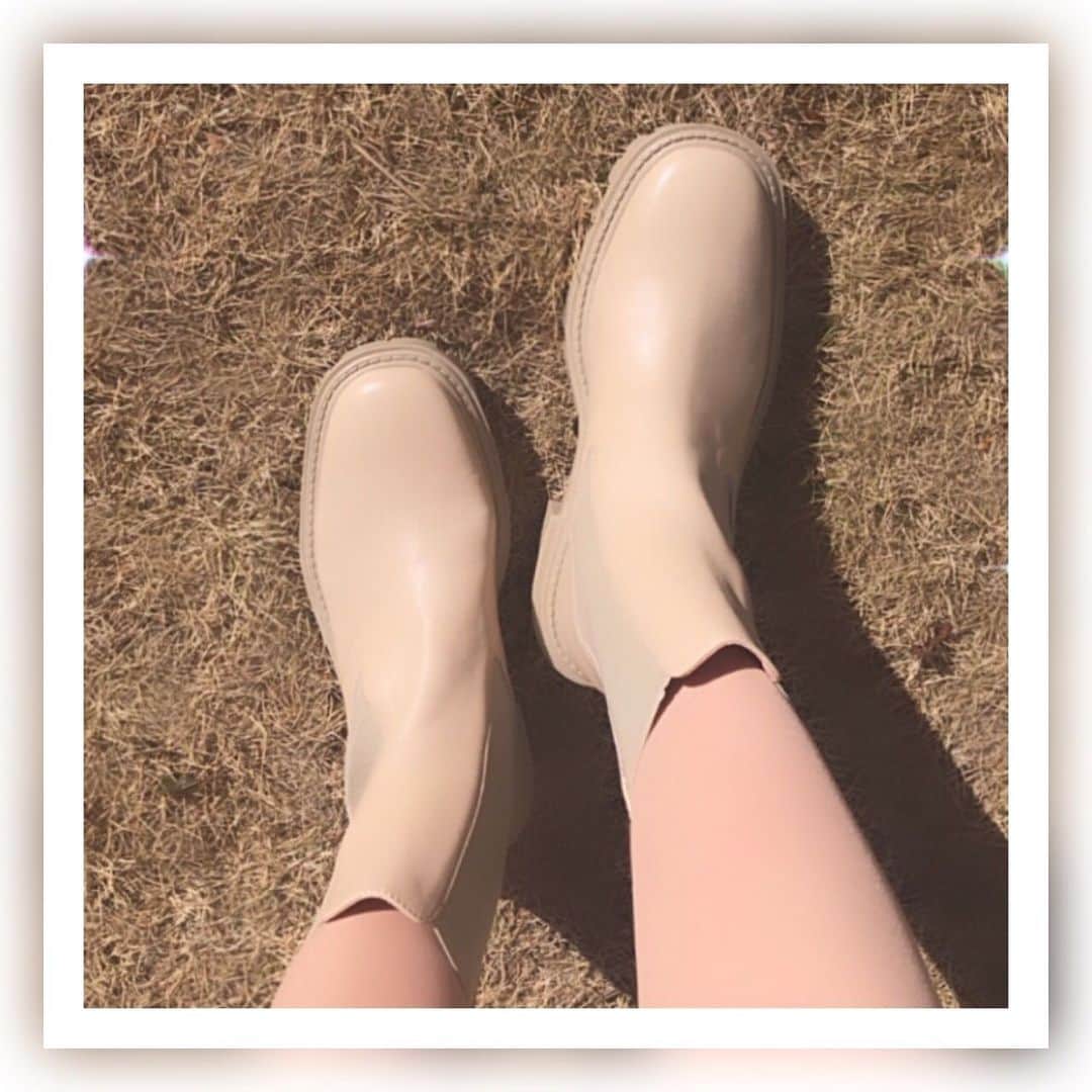 稲葉るりさんのインスタグラム写真 - (稲葉るりInstagram)「お気に入りのお靴👢🤎」2月14日 21時22分 - make_up_yuka