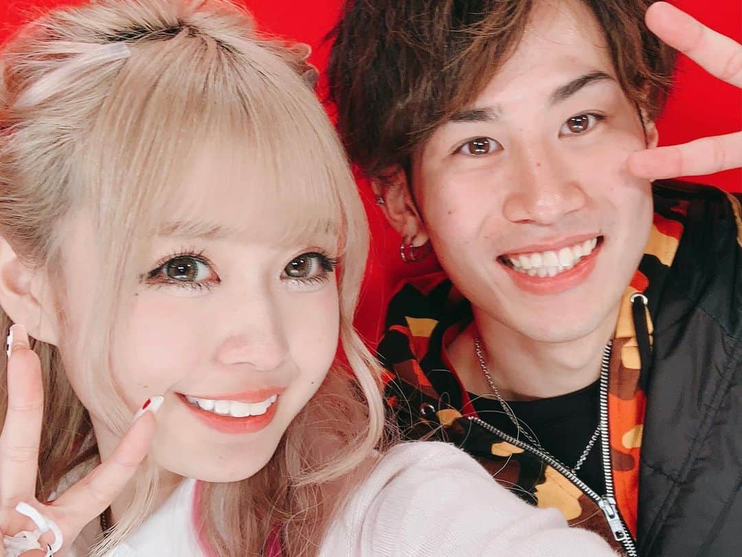 中居大輔と本田翼と夜な夜なラブ子さんのインスタグラム