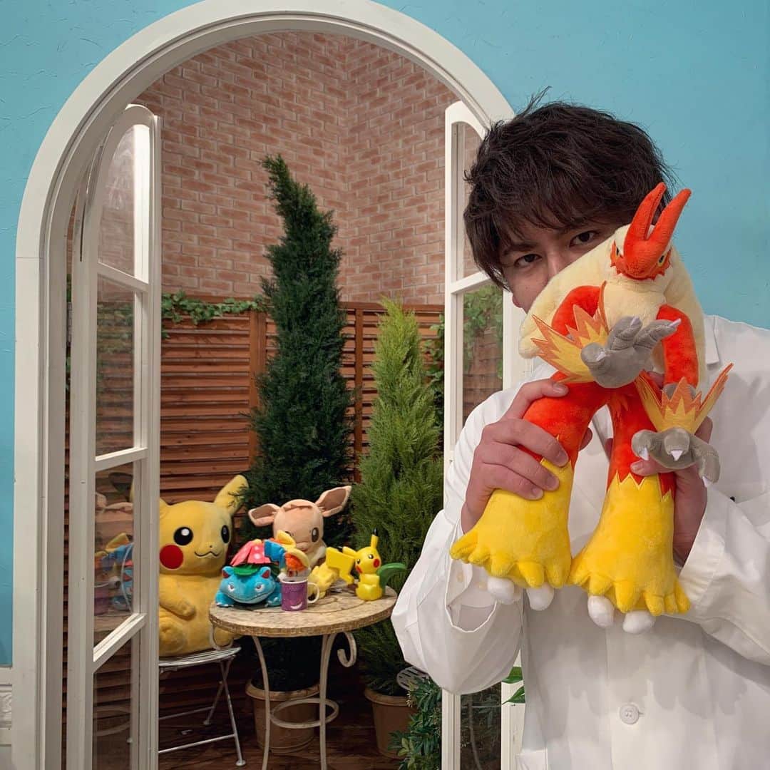 砂川信哉のインスタグラム：「(･_ [壁] #ポケんち」