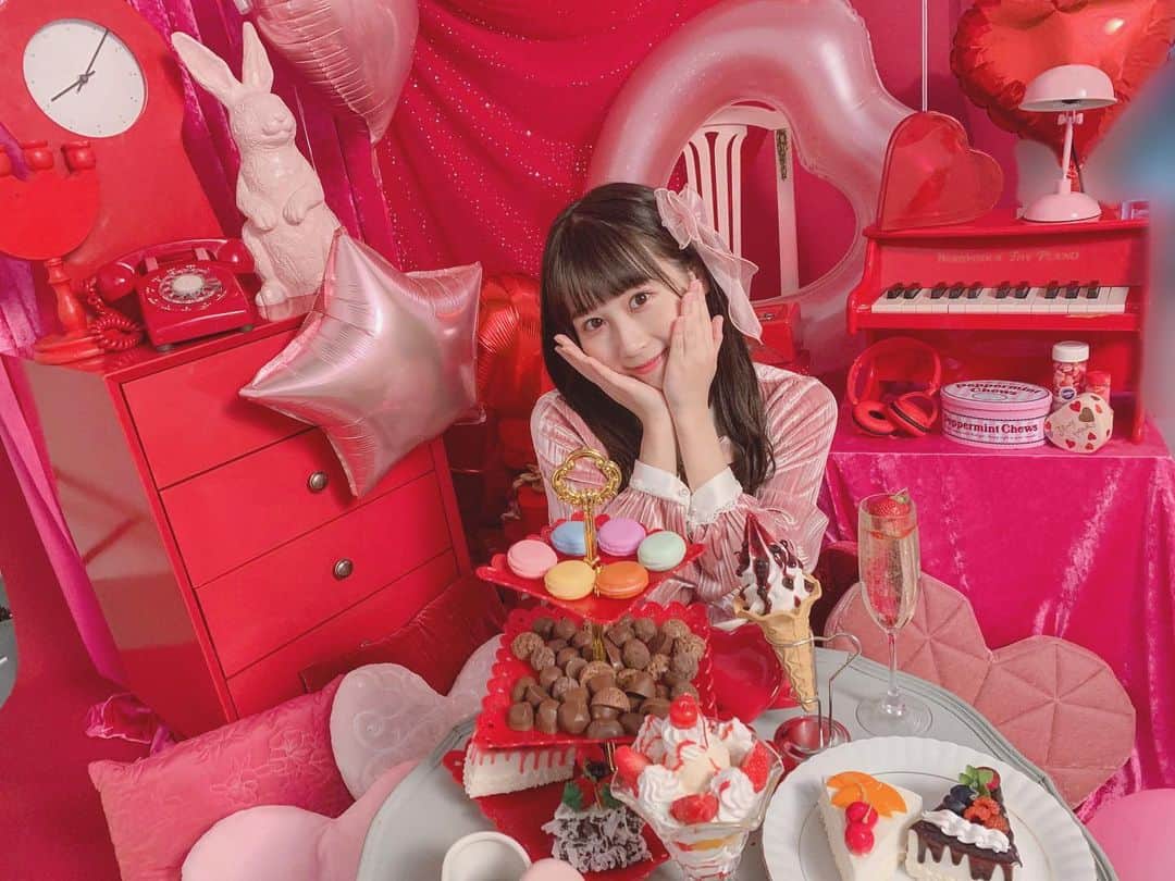 のインスタグラム：「🍫﻿ ﻿ .﻿ ﻿ HappyValentine。♥♥♥﻿ ﻿ .﻿ ﻿ ﻿ #happy  #valentine #🍫」