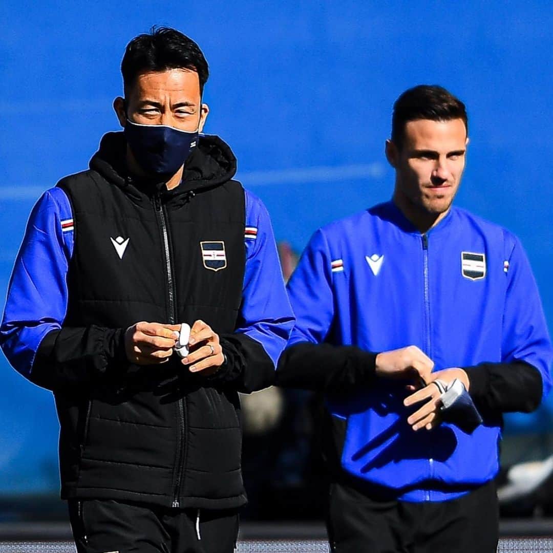 UCサンプドリアのインスタグラム：「🏟 Ricognizione.  #SampFiorentina.  #FORZADORIA 💙🤍❤️🖤🤍💙  📷 @simonearveda」