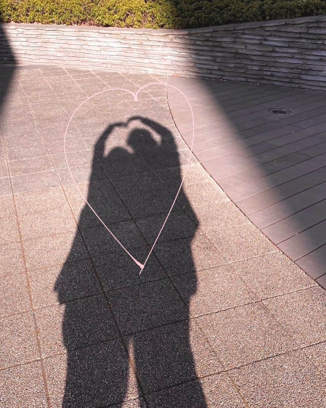 MARINのインスタグラム：「"♡" まるじゃないよ、ハートだよ♥️ #ろぶまりん」