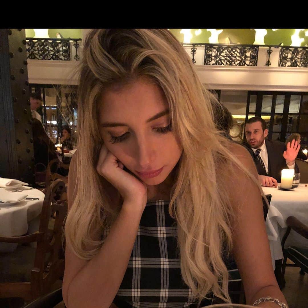 マヌエル・ランシニのインスタグラム：「Enamorado de vos como desde el primer día ❤️❤️ te amo mi reina 😍😍」