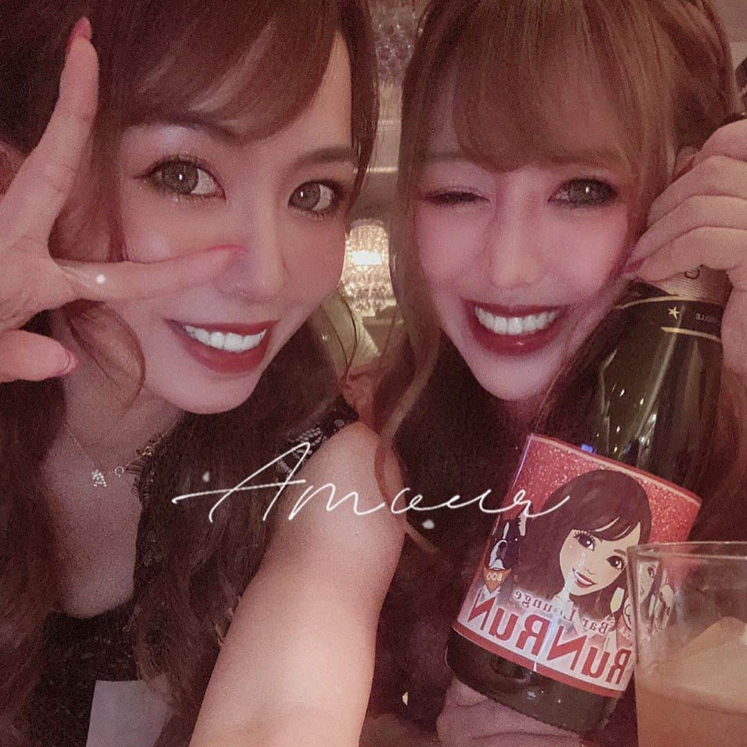 黒木あやのインスタグラム：「. アンヴェールあみ❤️ . . . . . .  . #愛知 #名古屋 #錦 #水商売#bar #ラウンジ#黒木あや#followme#愛犬#frenchbulldog#犬好きな人と繋がりたい #ドレス #カラコン#フレブル #すすきの#中洲#北新地#ミナミ#大阪#銀座#六本木#歌舞伎町」