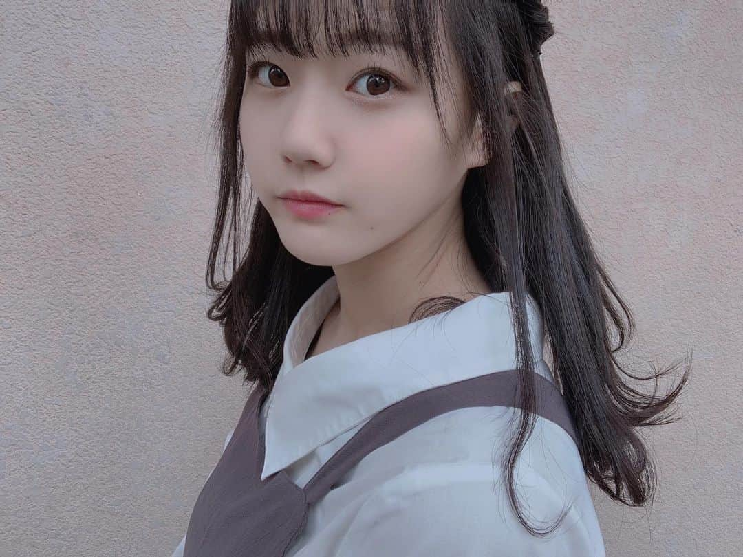 瀧野由美子のインスタグラム：「Happy Valentine 🍫﻿ ﻿ #STU48 #瀧野由美子﻿ #Valentine #エプロン姿 #エプロン #エプロンワンピース」