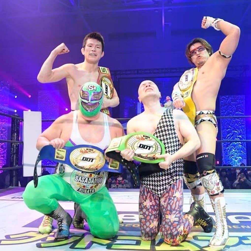 青木真也のインスタグラム：「振り幅を大事にしてます。アナル電源。二枚目。#青木真也 #ddtpro」