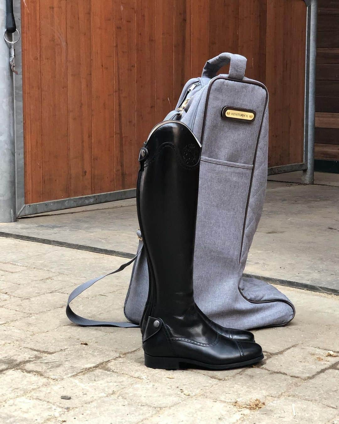 アルベルトファッシャーニのインスタグラム：「Our loved @louise_gregersen asked about how to take care of her favourite riding boots. We are happy to know she is still in love of our boots, year after year. ⁠ ⁠ We recommend:⁠ ⁠ - a damp cloth or a horsehair brush: to clean the upper and the sole all around ⁠ - a good leather shoe conditioner (neutral) on a towel: to bring all the shine back⁠ - shoe cream polish: in case you need adding pigment and filling in small scratches⁠ ⁠ [For those of you looking for further details, please contact us at: ridingboots@albertofasciani.it ]⁠ ⁠ #albertofasciani #ridingboots #equestrian #equestrianlife #equestrianboots」