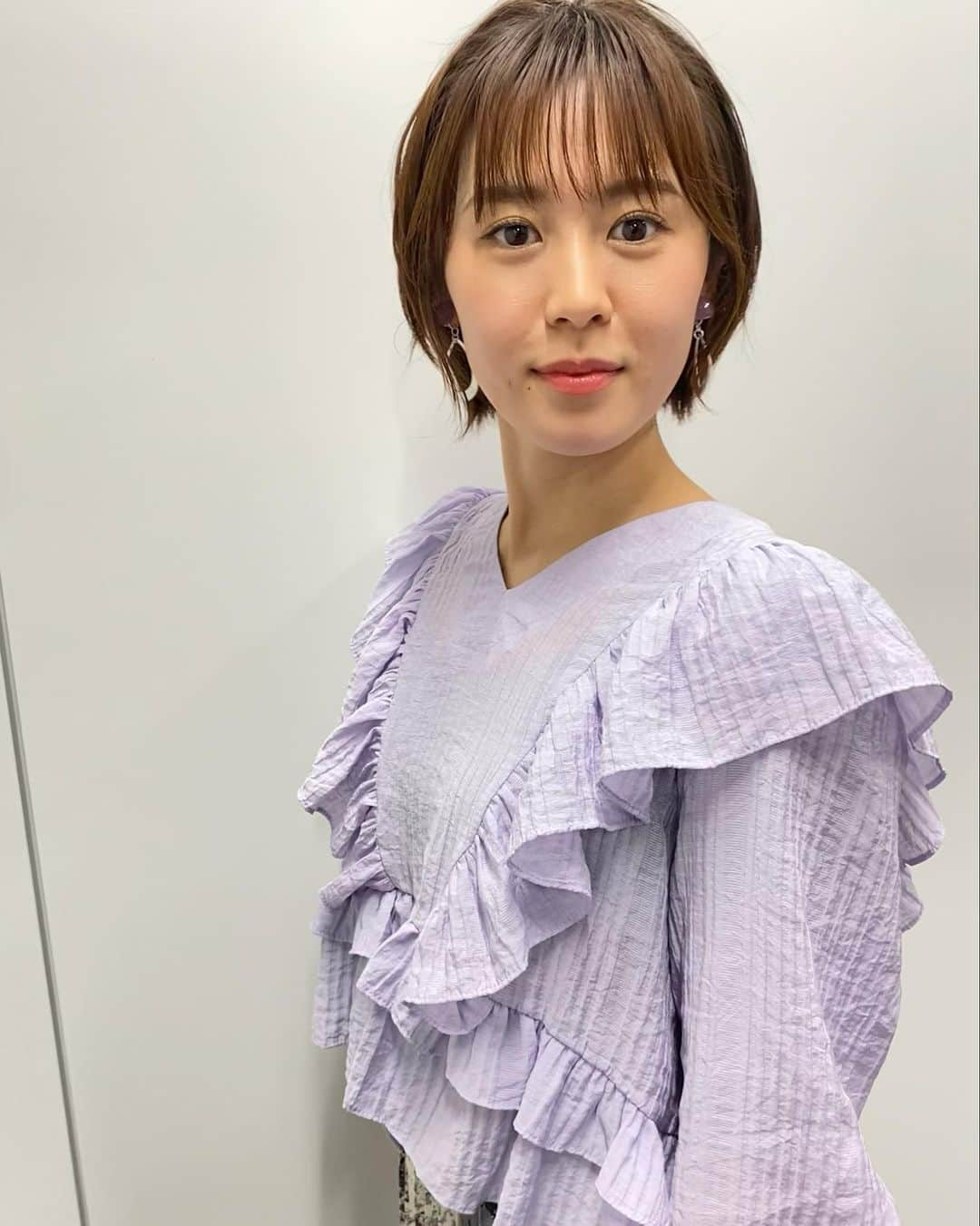 加藤愛さんのインスタグラム写真 - (加藤愛Instagram)「#サンデードラゴンズ きょうの沖縄は雨、 DeNAとの試合は中止でしたね⚾️🐉 サンドラでは春季キャンプのまとめや キャンプ番外編などをお伝えしました！！  衣装はすっかり春ですが 週の中頃はまた寒くなりそうです🍃 #中日ドラゴンズ#dragons #沖縄#北谷#読谷#春季キャンプ #泥だらけでノックを受けている姿に感動しました🙋🏻‍♀️ #私も仕事頑張ろう #皆さんも目的に向かって頑張りましょう✨✨✨」2月14日 22時12分 - kitkatoai